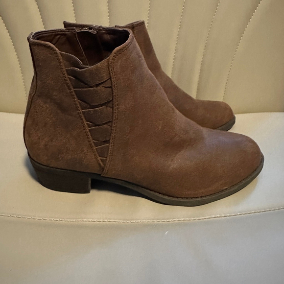 Carlos by Carlos Santana Women’s Brown Ankle Boots – Size 7.5, Pre-Owned - Picture 3 of 7